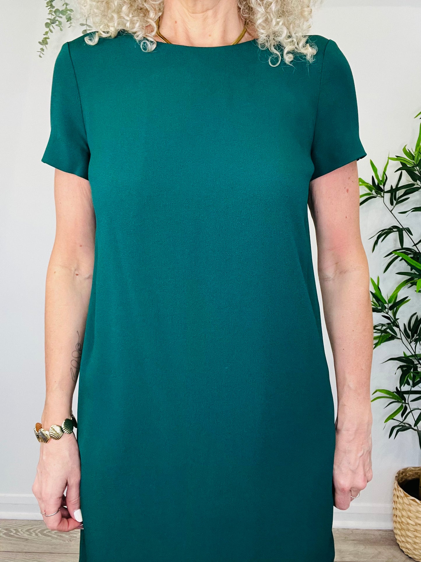 Crepe Short Dress - Size 38