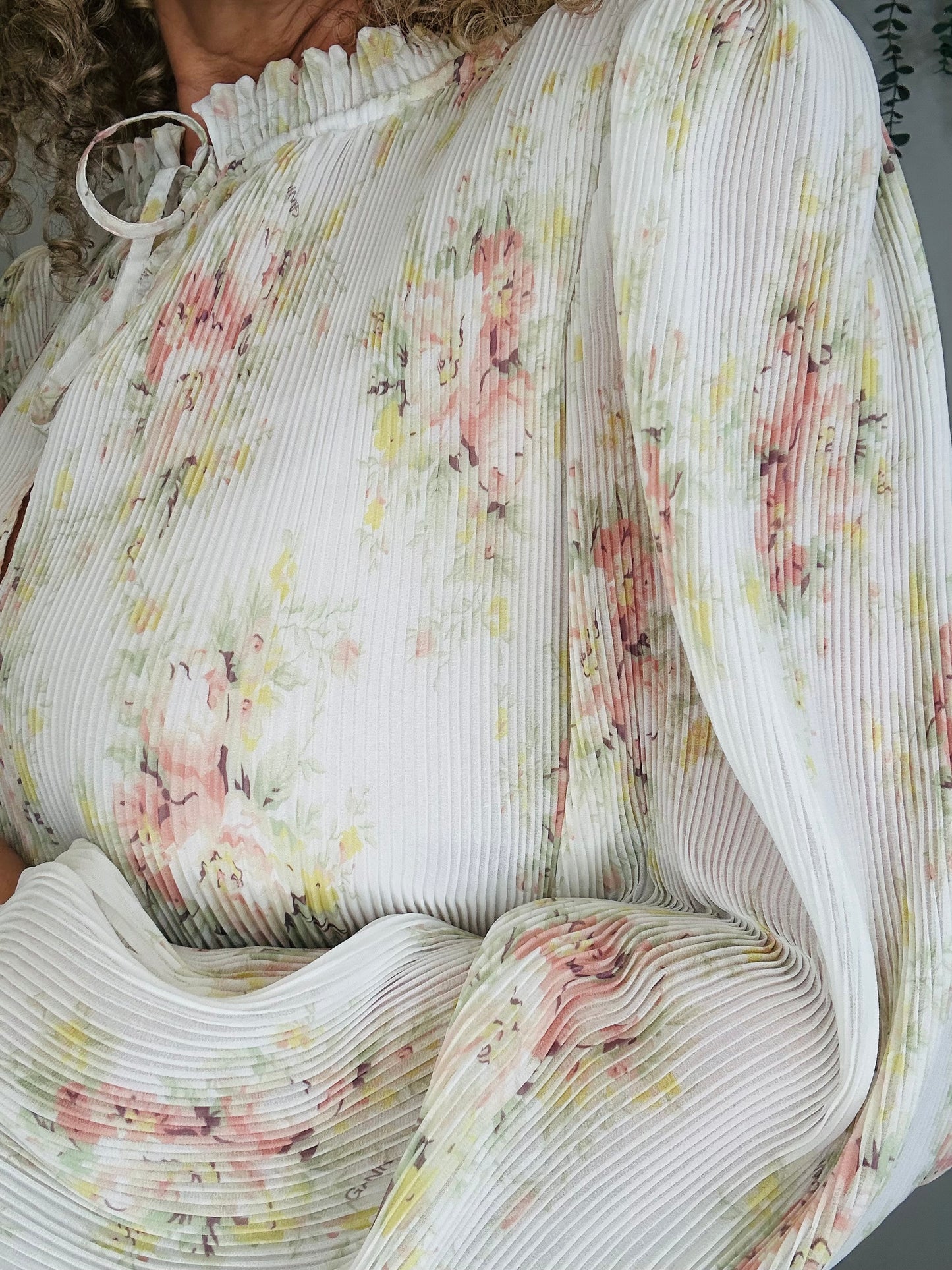Floral Pleated Top - Size 34