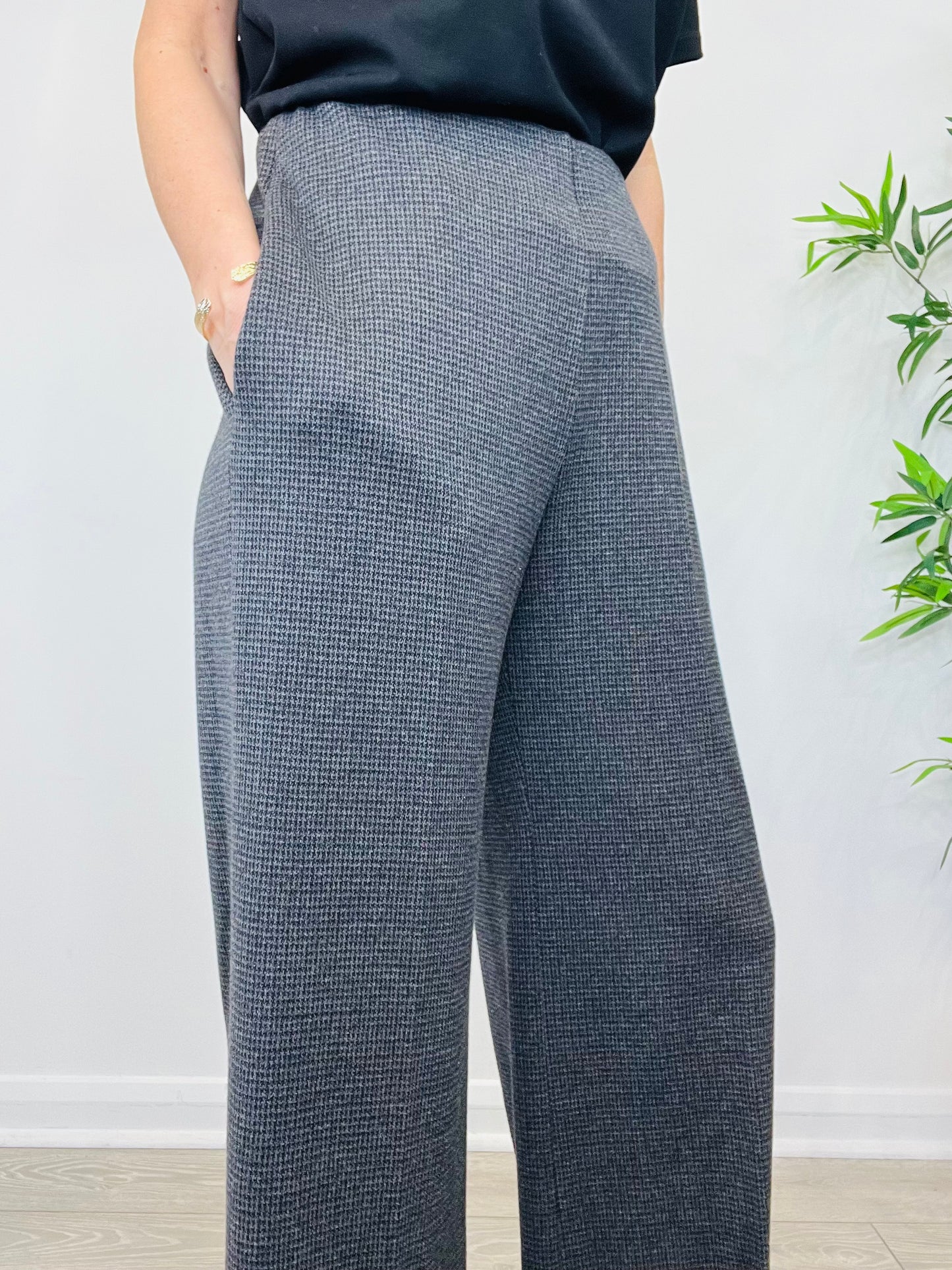 Houndstooth Check Trousers - Size 46IT