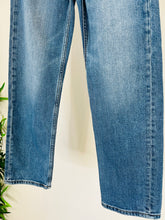 Load image into Gallery viewer, 70&#39;s Stove Pipe Jeans - Size 27
