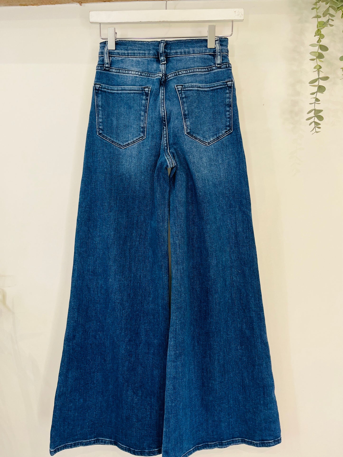 Le Palazzo Crop Jeans - Size 25