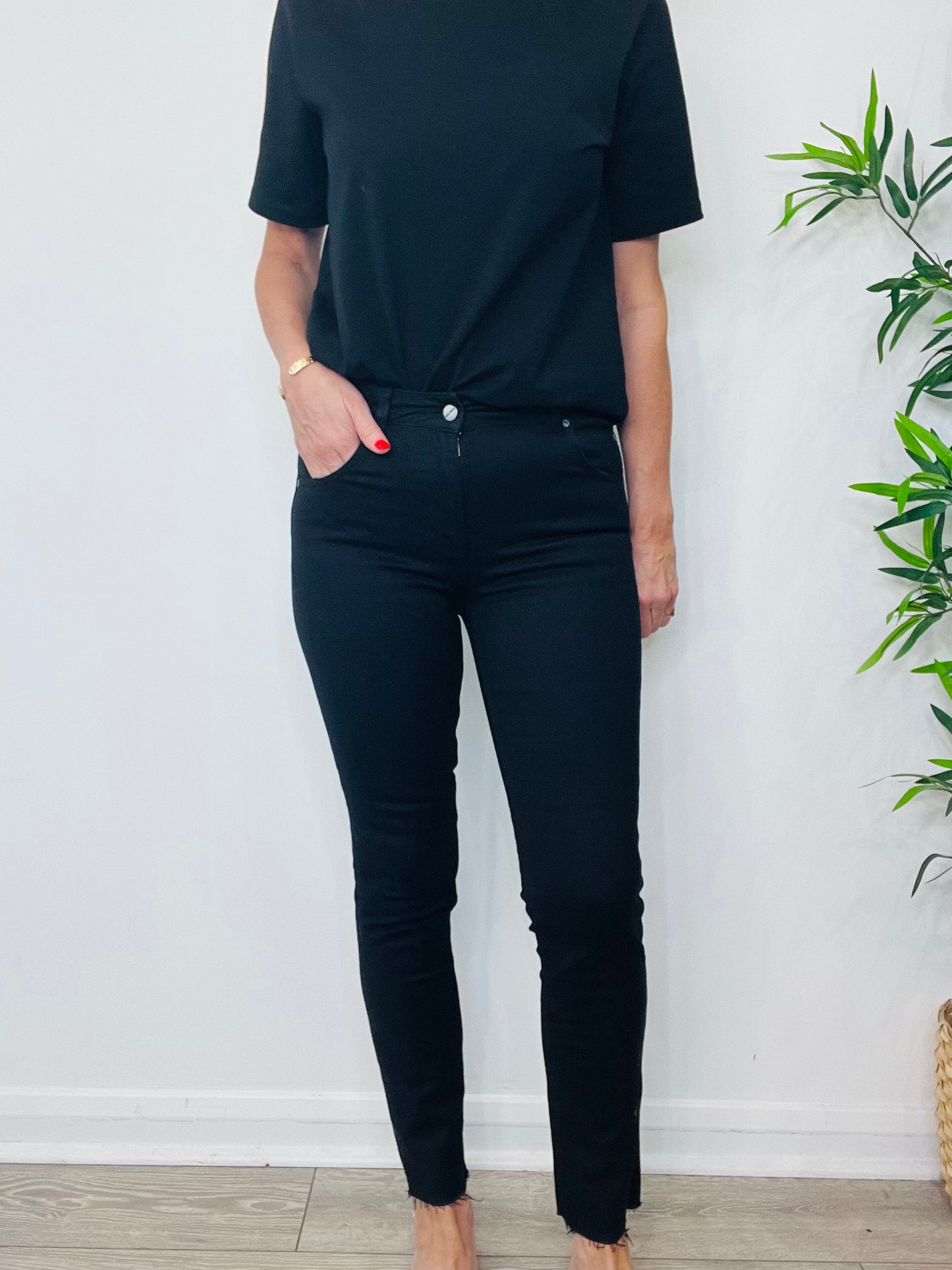 Skinny Jeans - Size 28
