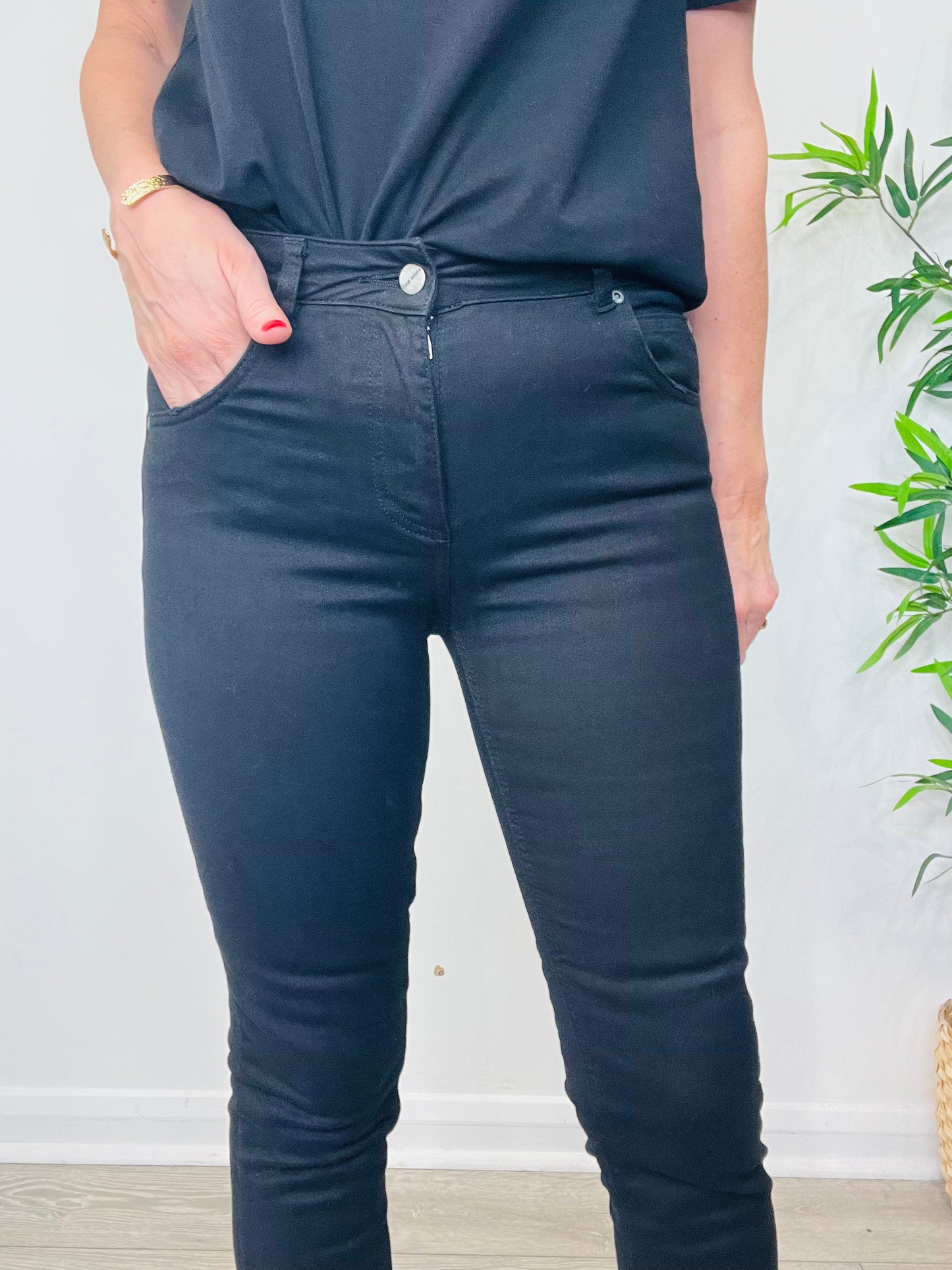 Skinny Jeans - Size 28
