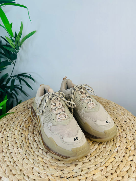 Triple S Trainers - Size 40