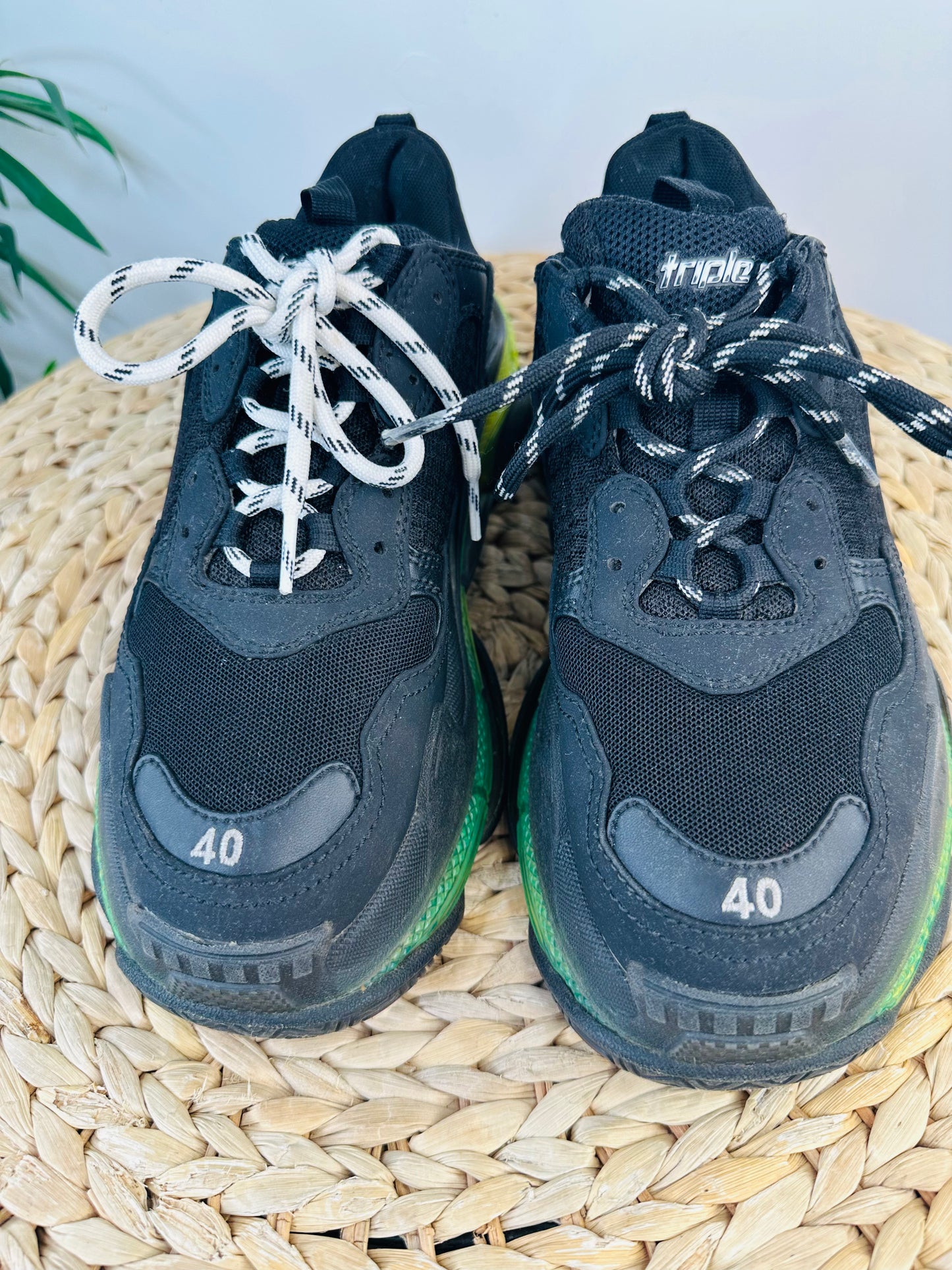 Triple S Trainers - Size 40