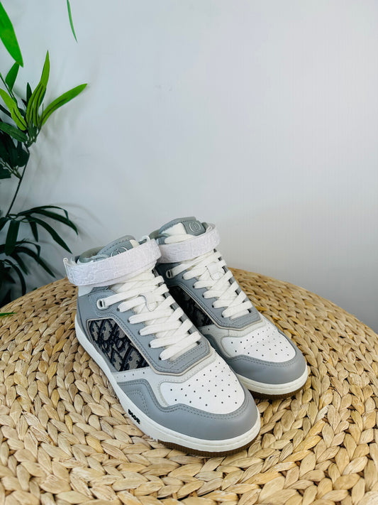 Monogram B27 High Top Trainers - Size 39