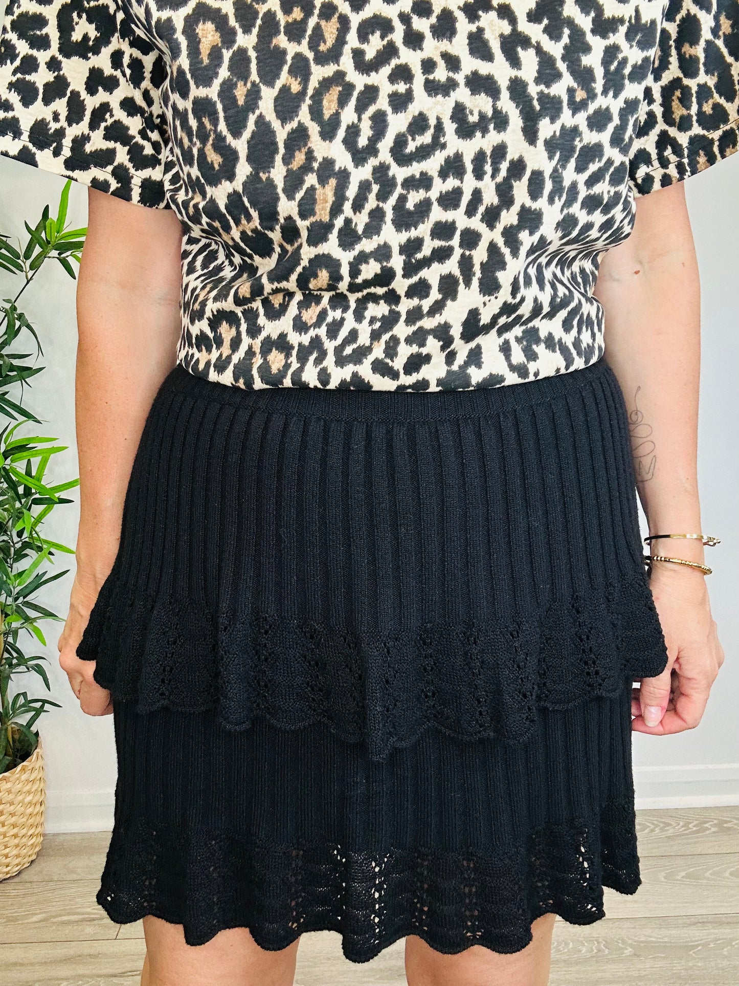 Knitted Short Skirt - Size L