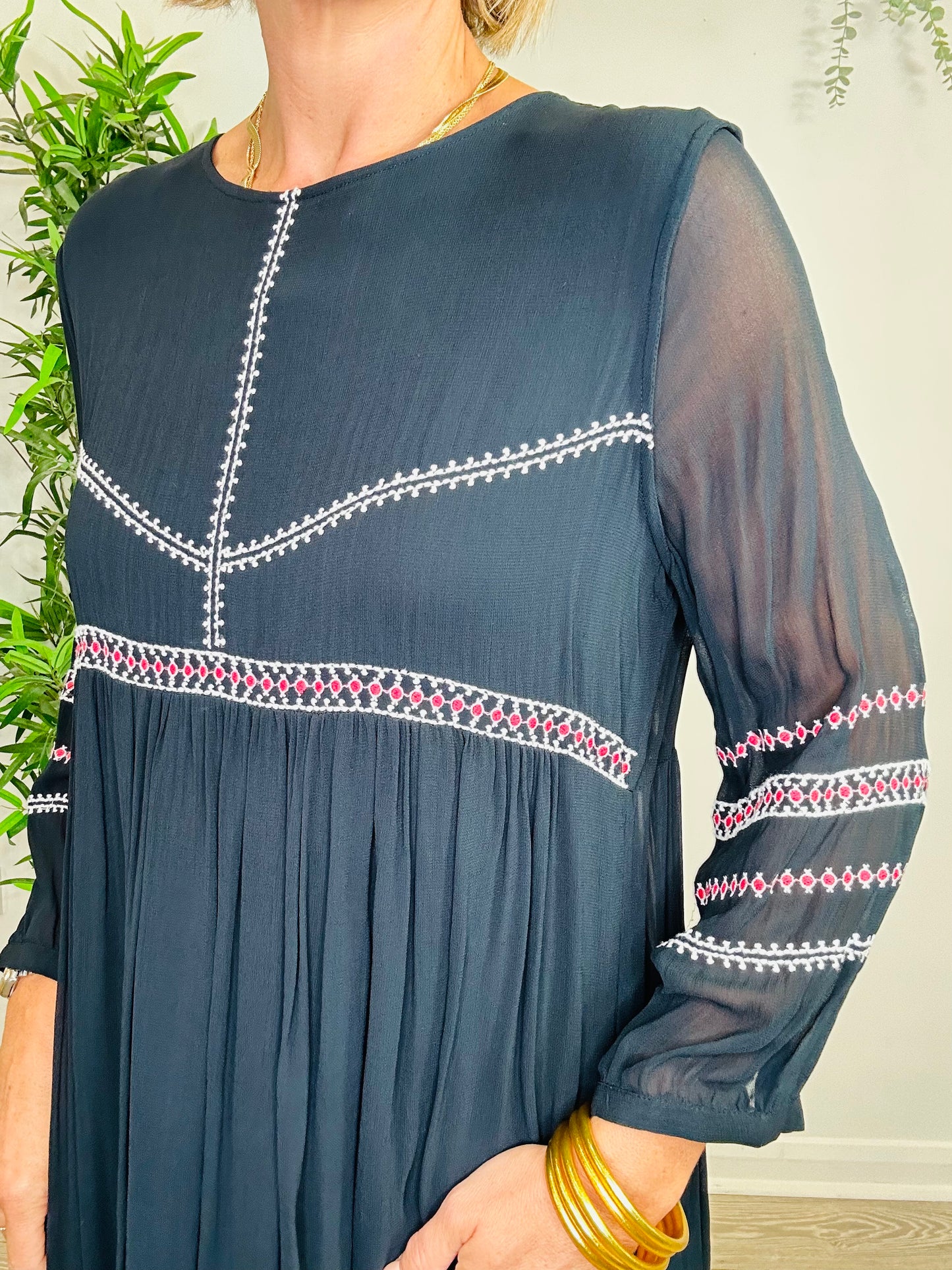 Embroidered Short Dress - Size 2