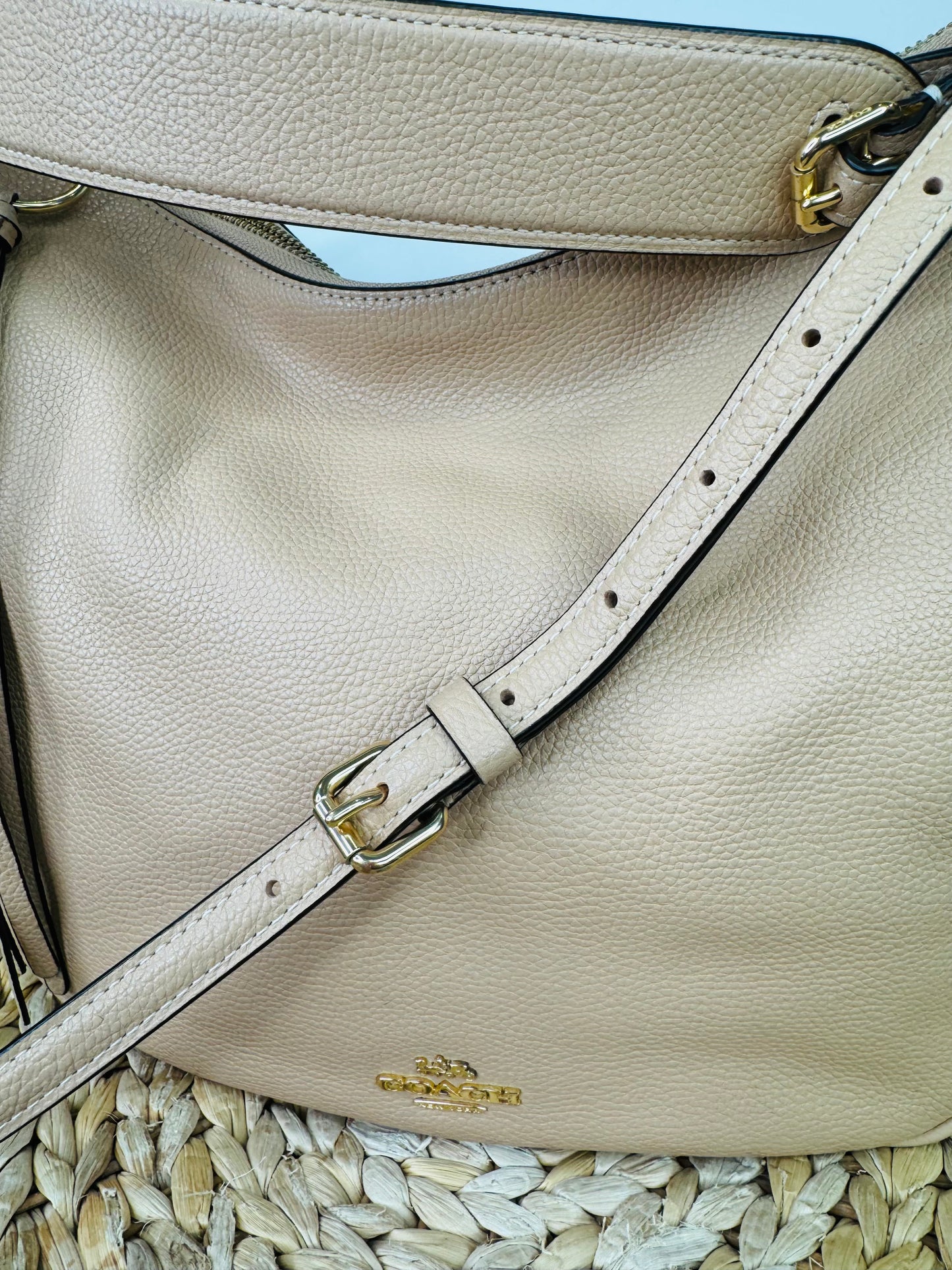 Laurel Shoulder Bag