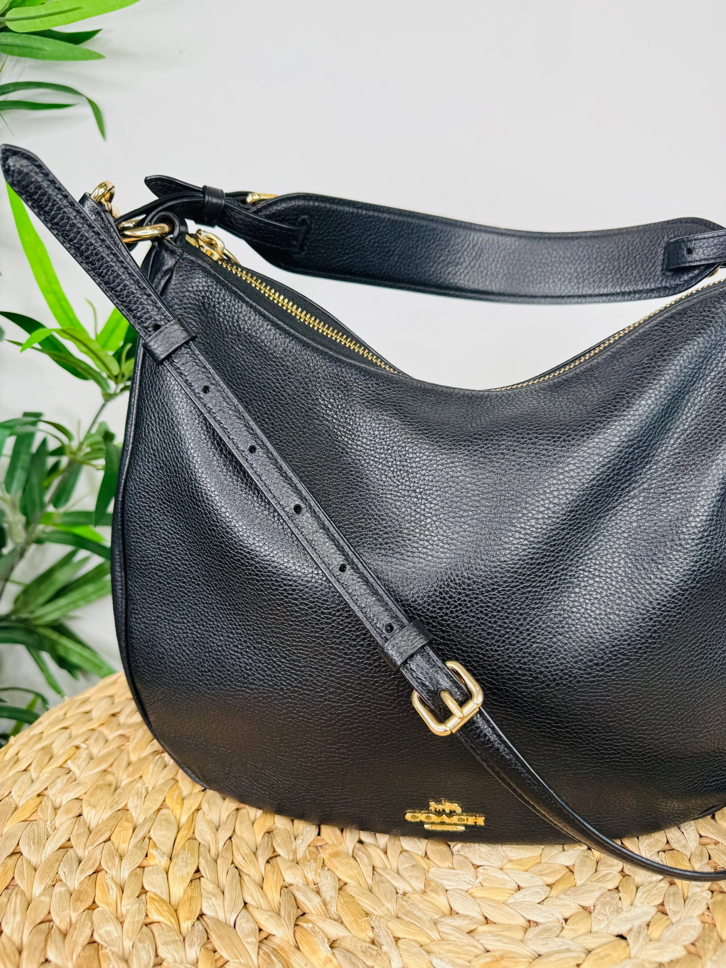 Laurel Shoulder Bag