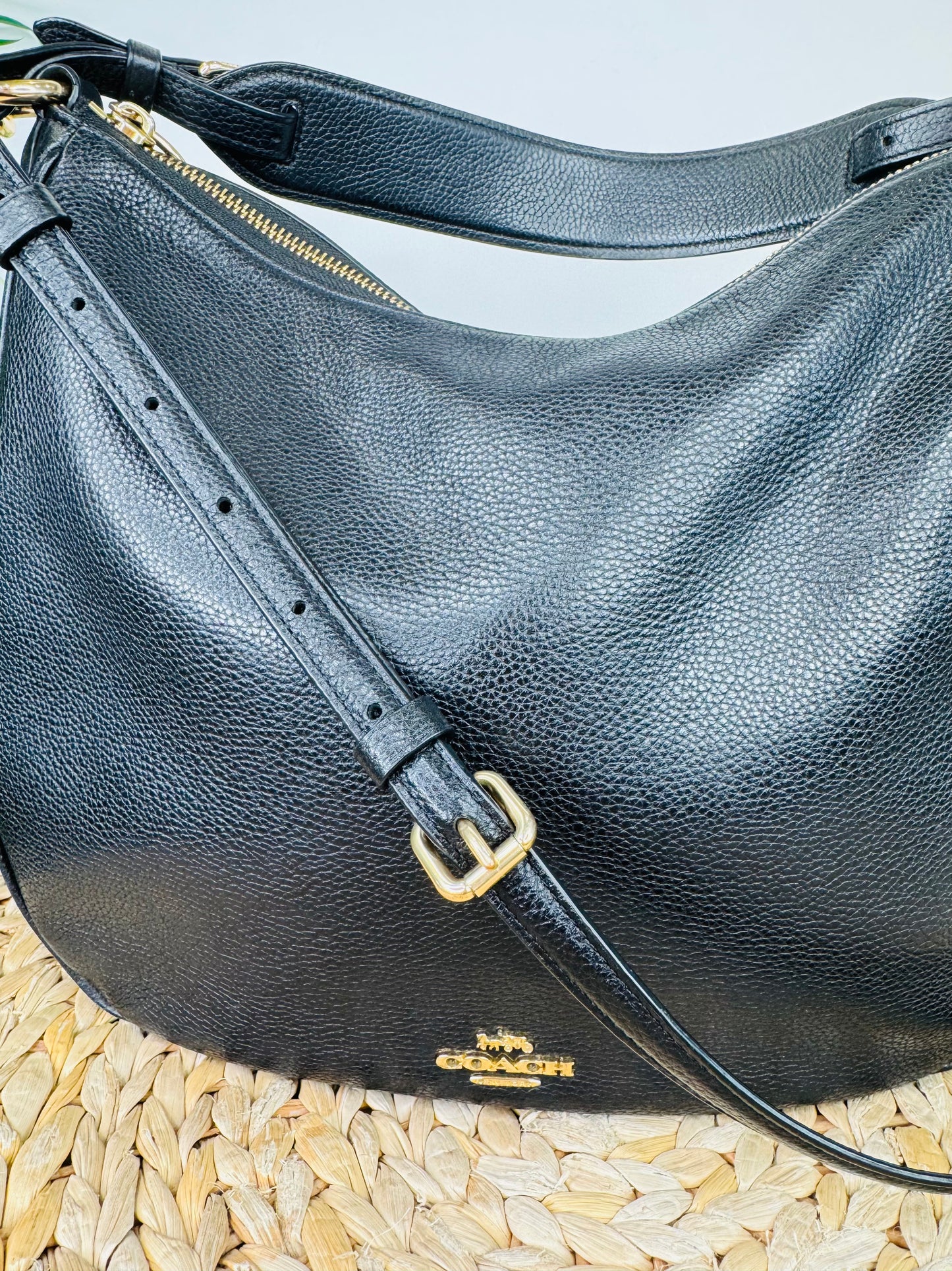 Laurel Shoulder Bag