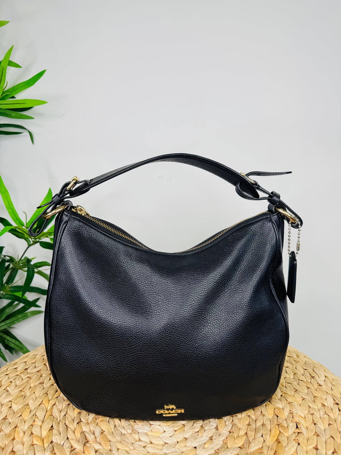Laurel Shoulder Bag