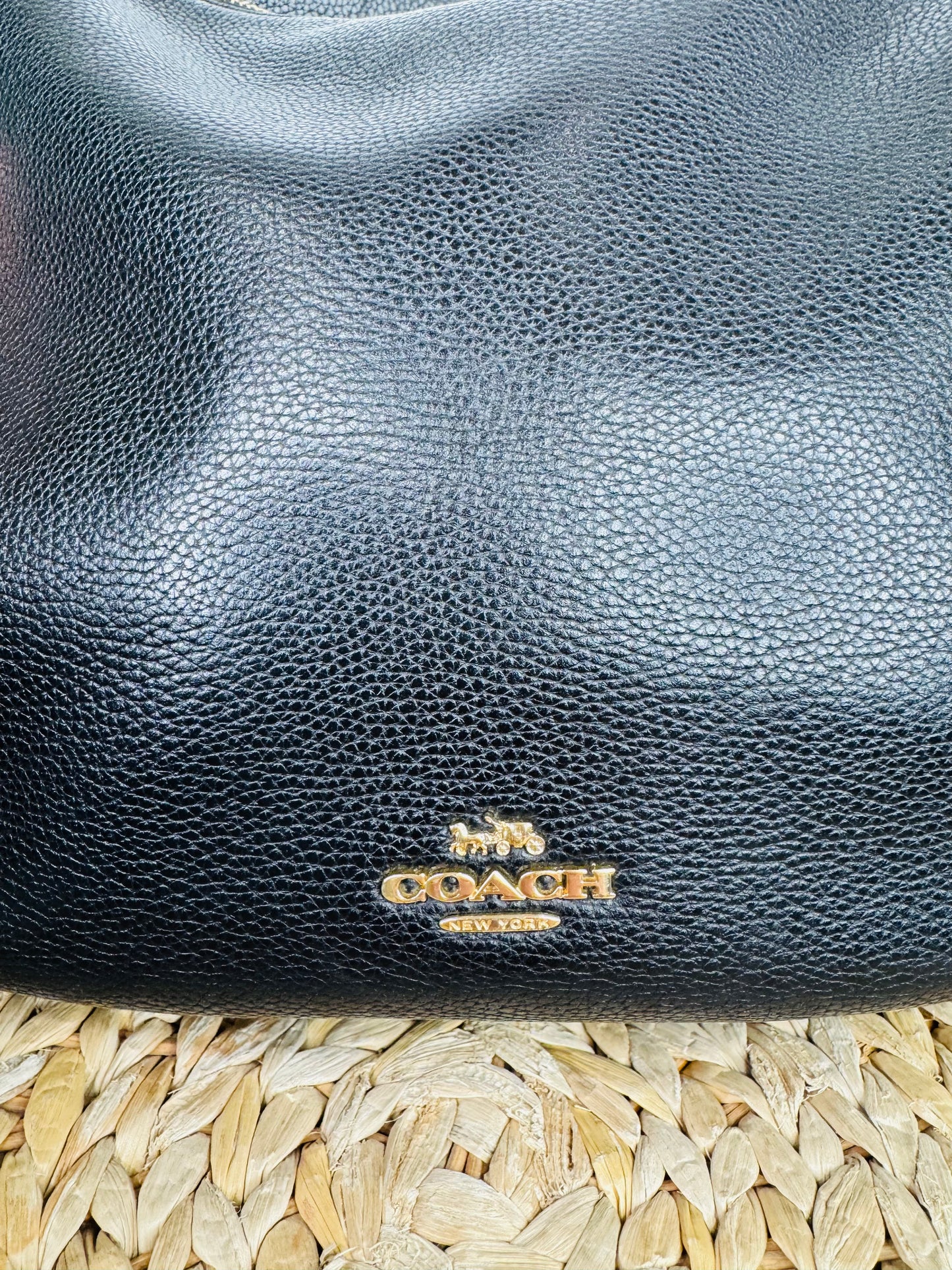 Laurel Shoulder Bag