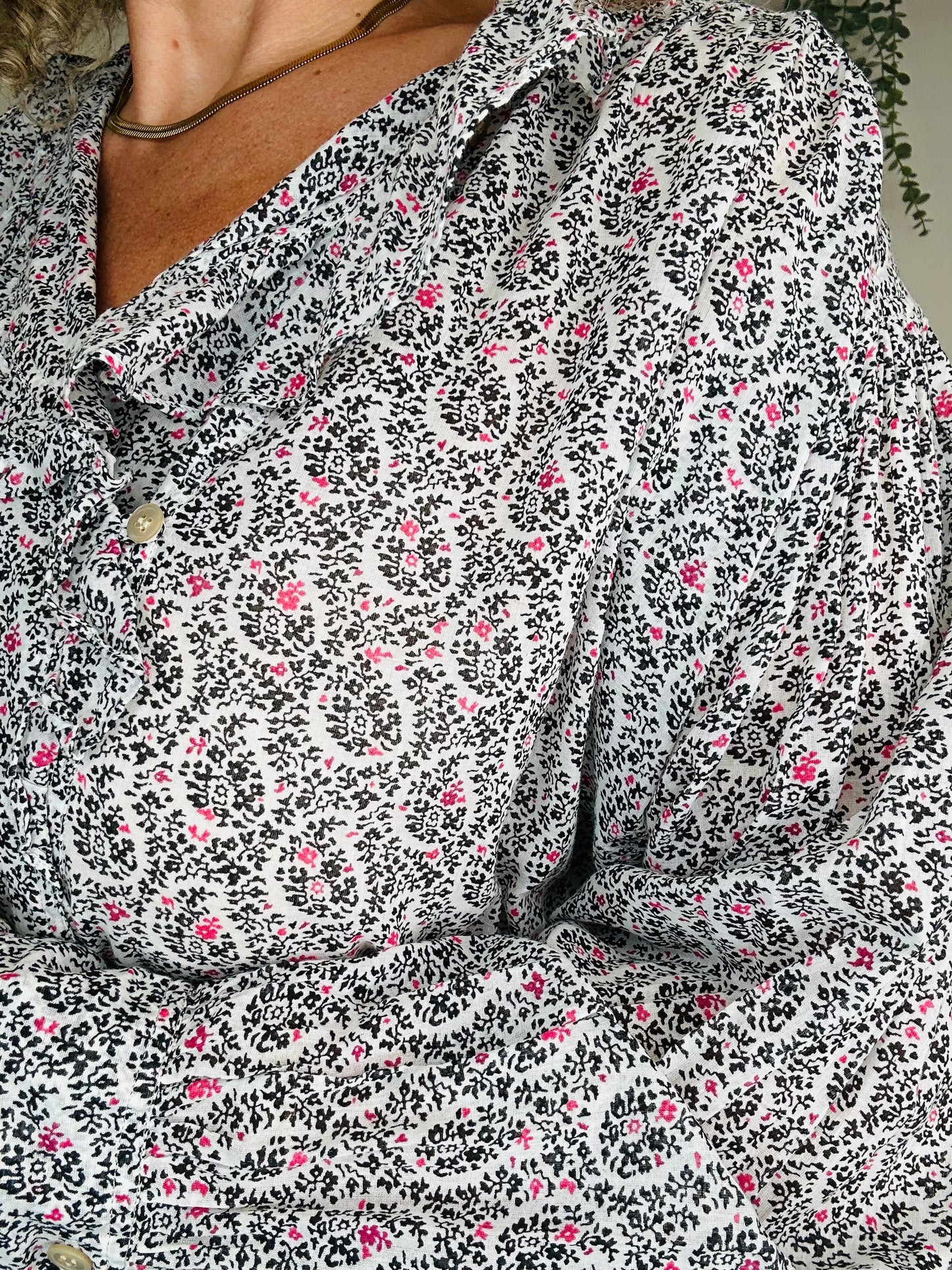 Pamias Shirt - Size 40