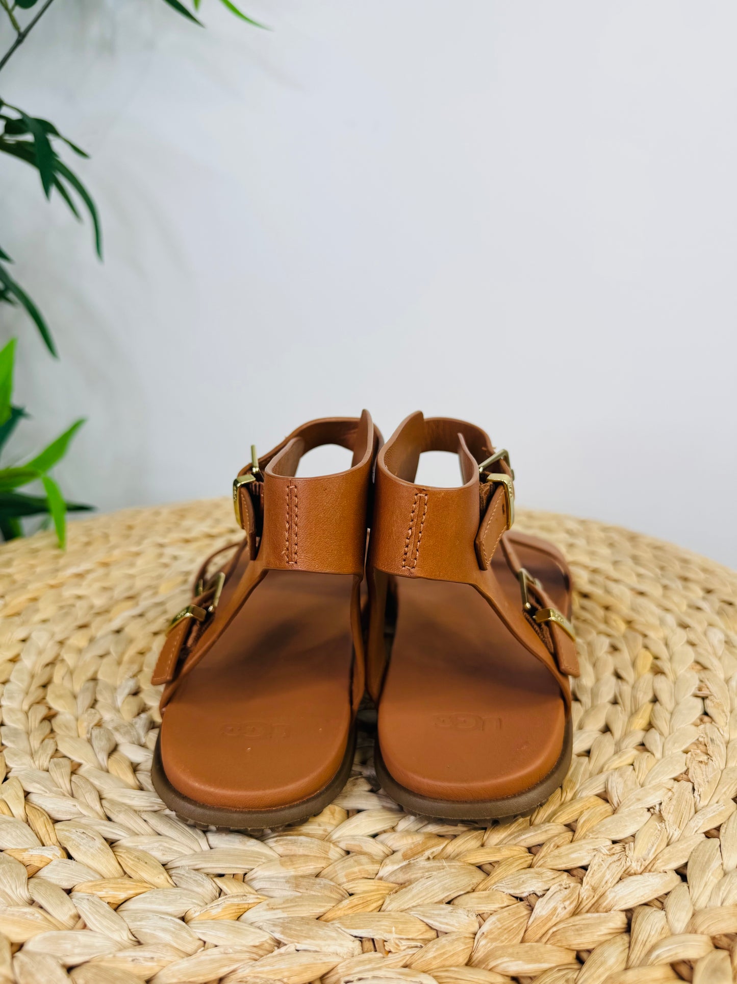 Leather Sandals - Size 39