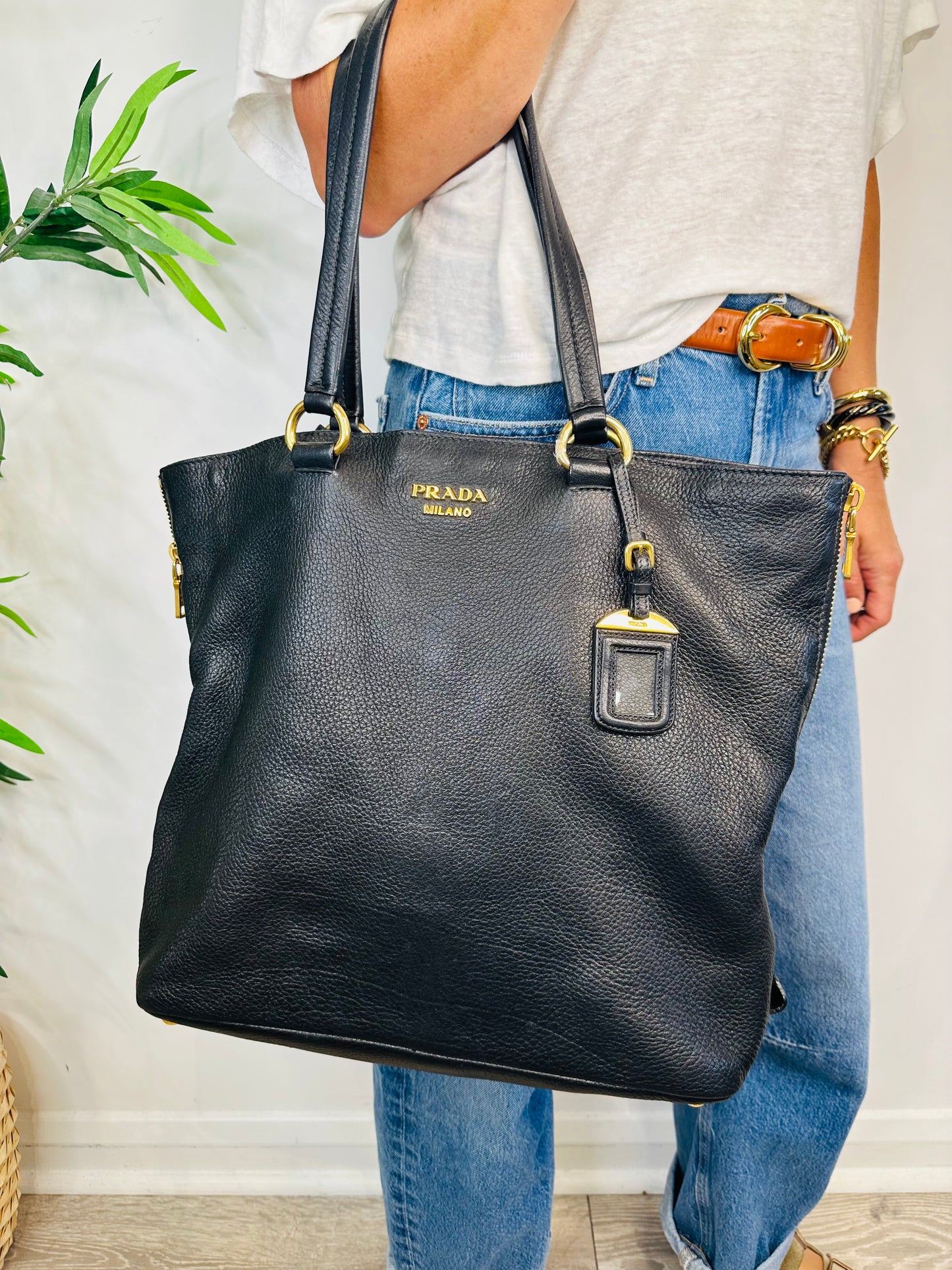 Vitello Daino Leather Tote