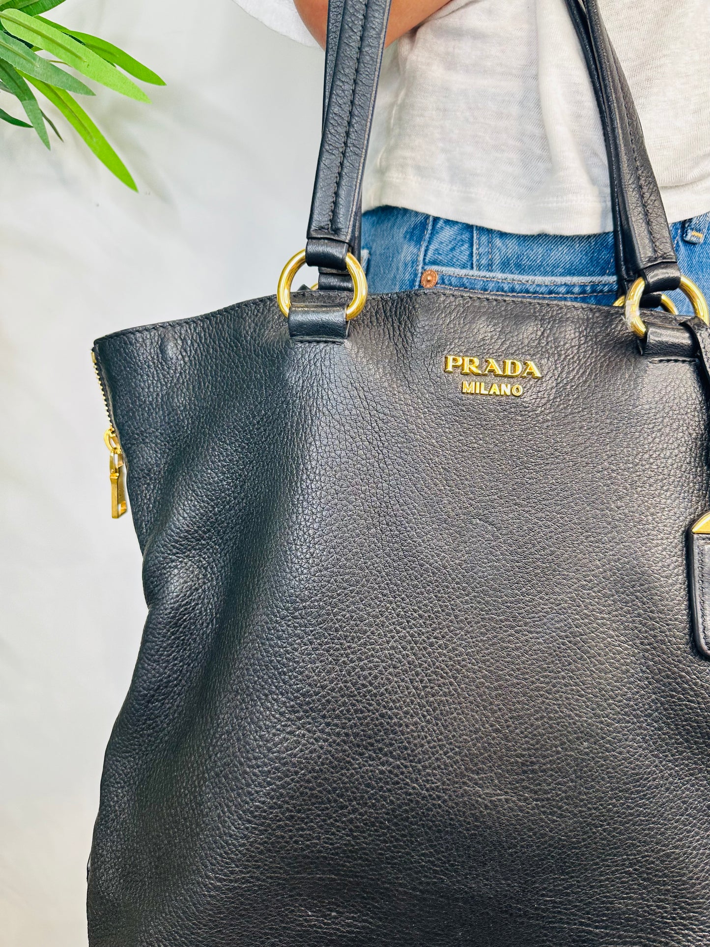 Vitello Daino Leather Tote