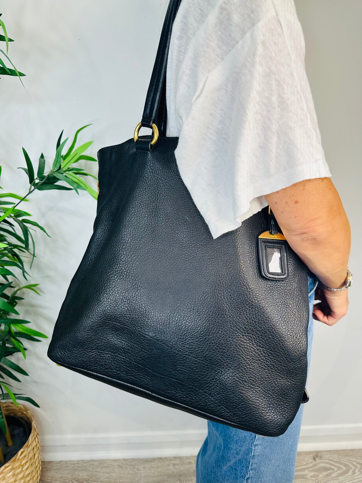 Vitello Daino Leather Tote