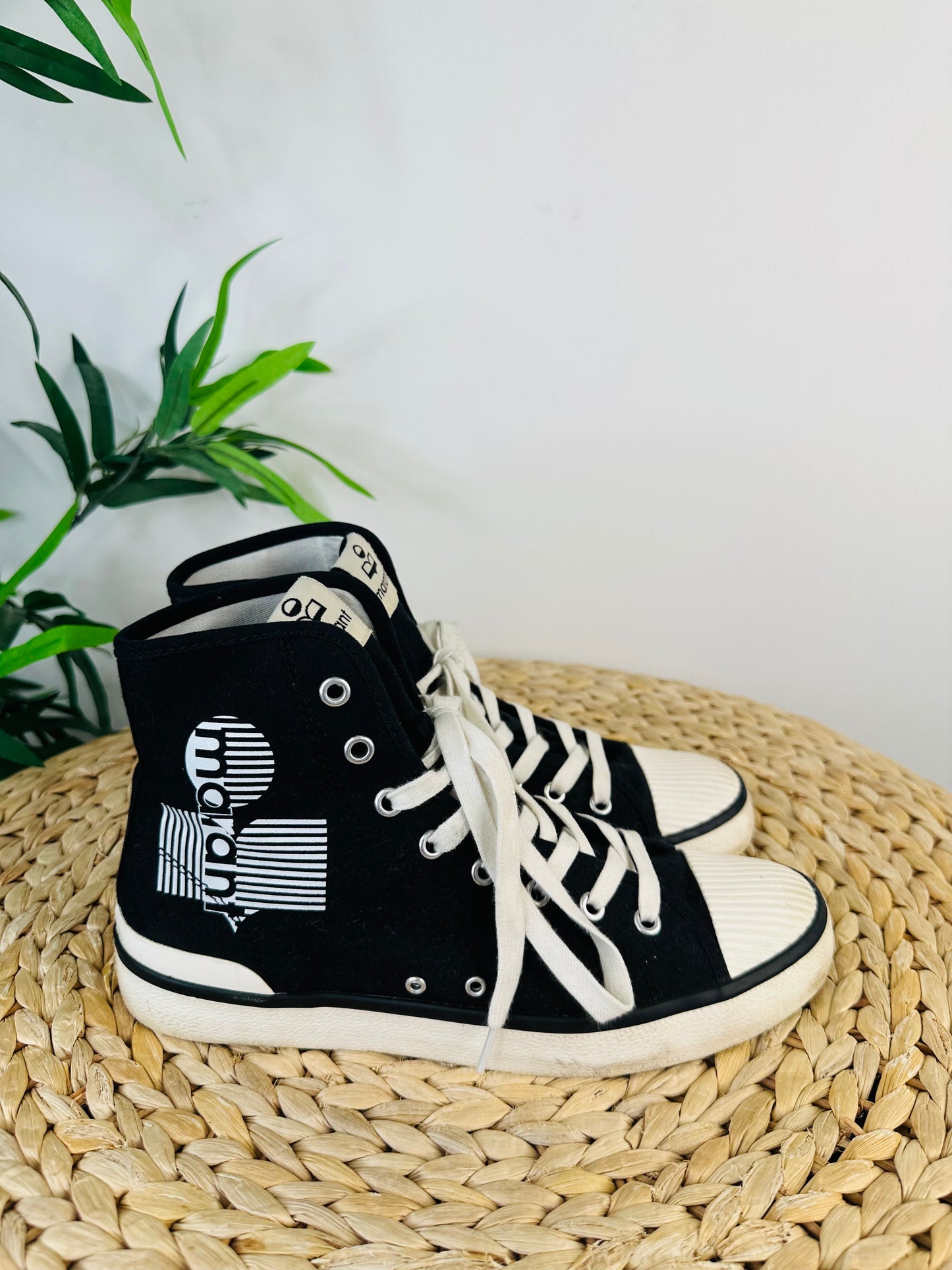 Benkeen Canvas Trainers - Size 38.5