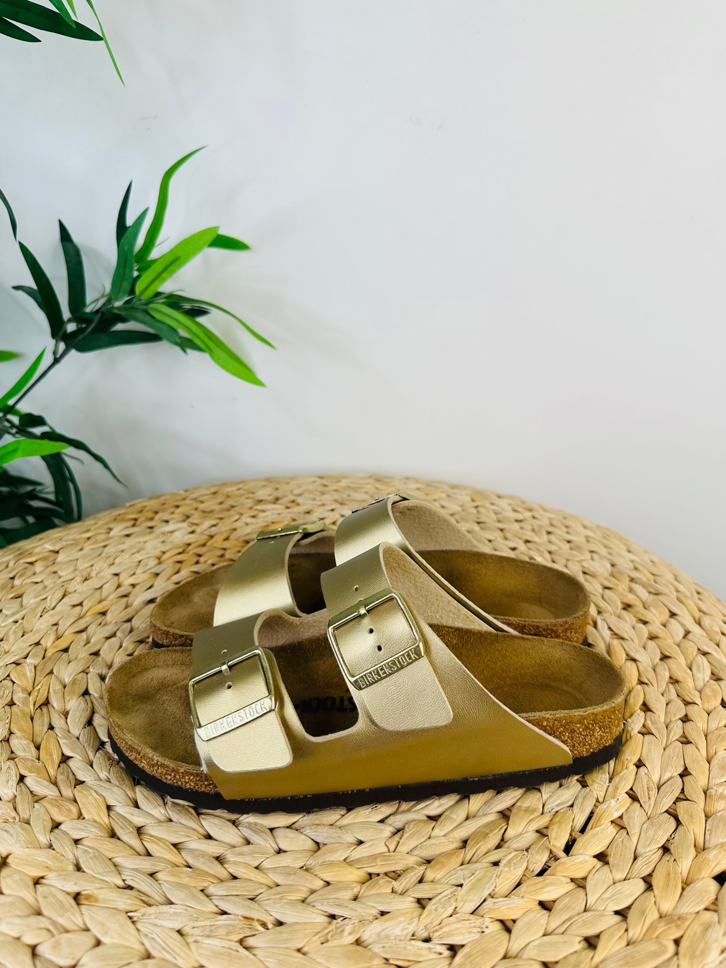 Arizona Sandals - Size 37