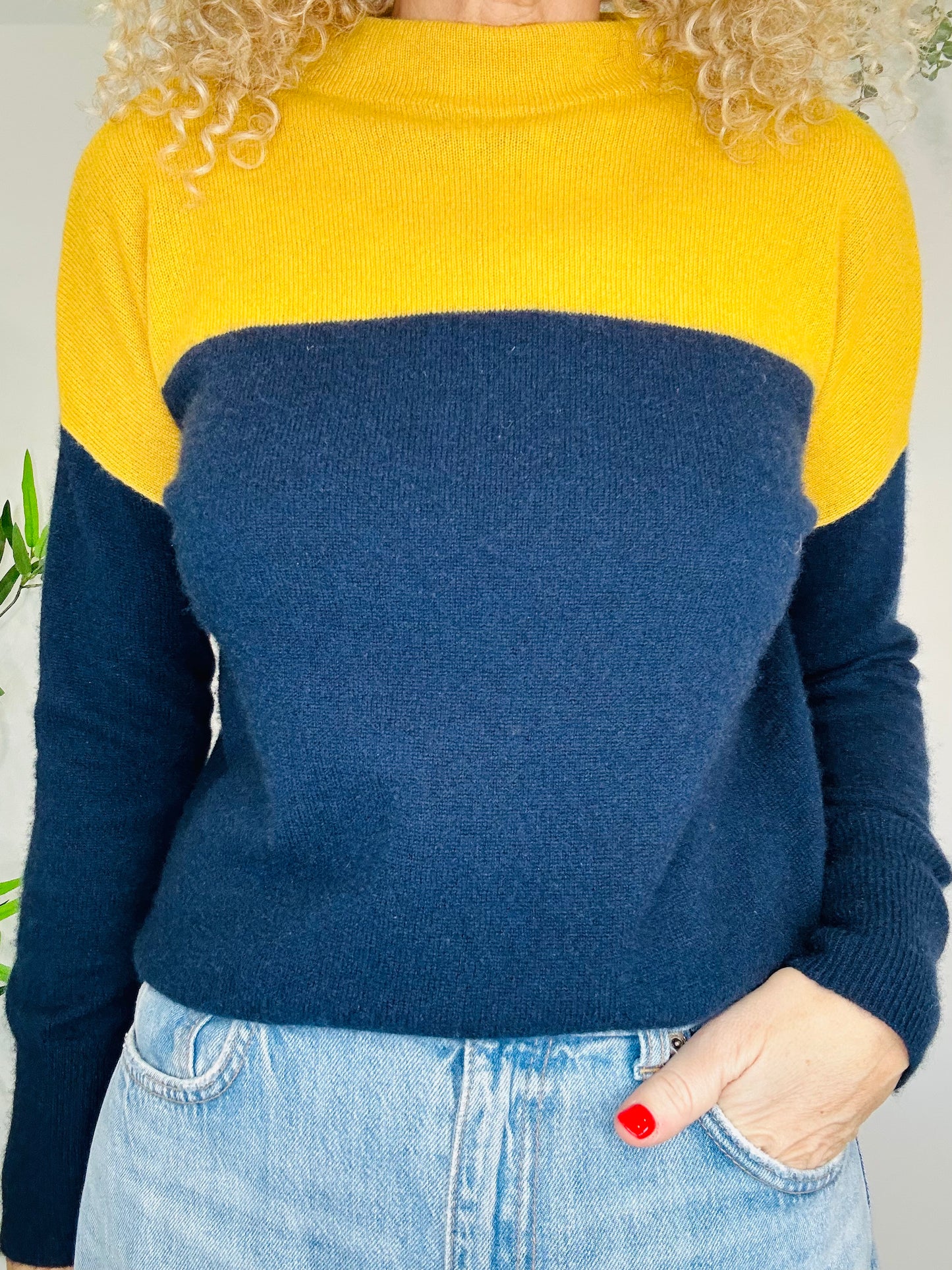 Cashmere Jumper - Size M