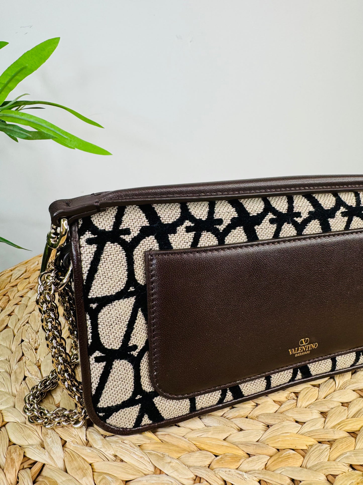 Locò Woven Shoulder Bag