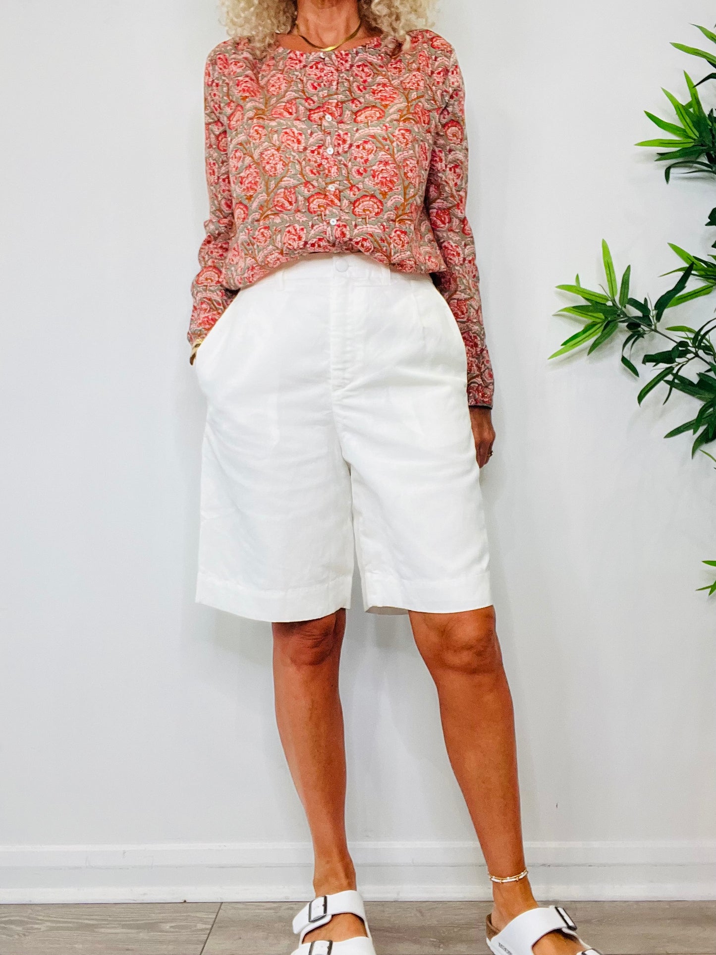 Long Linen Shorts - Size 12