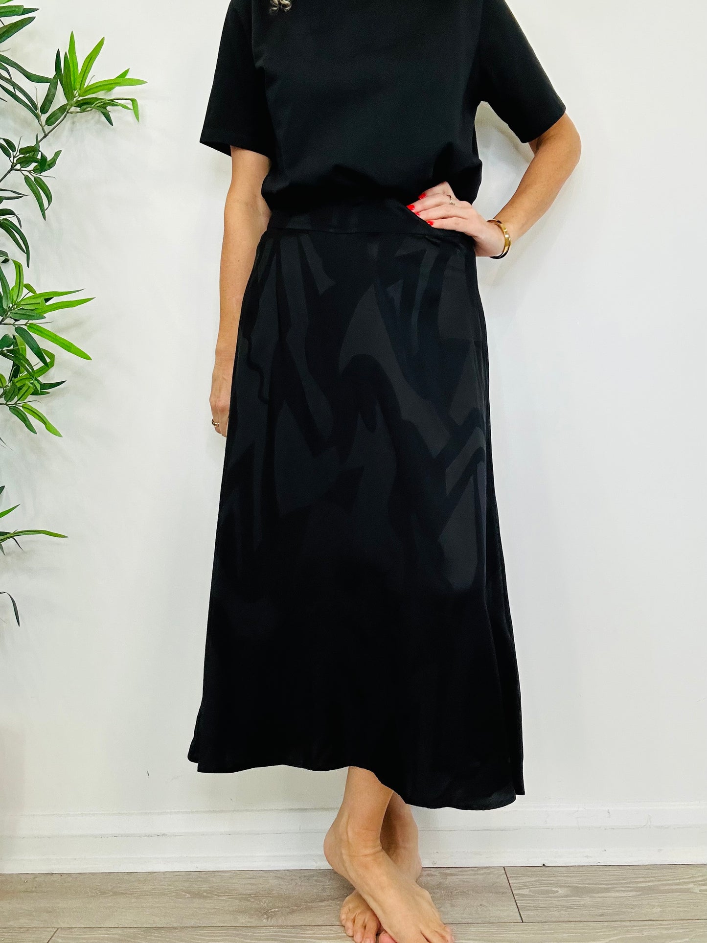 Midi Skirt - Size 42
