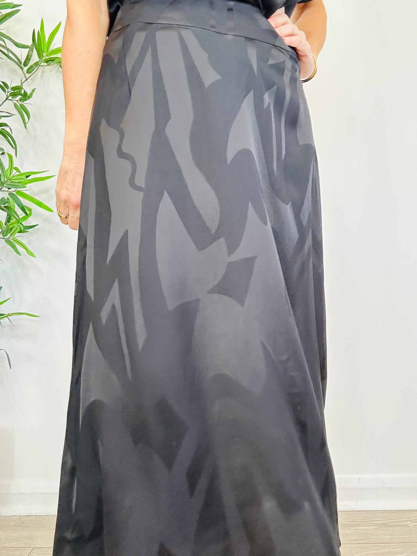 Midi Skirt - Size 42