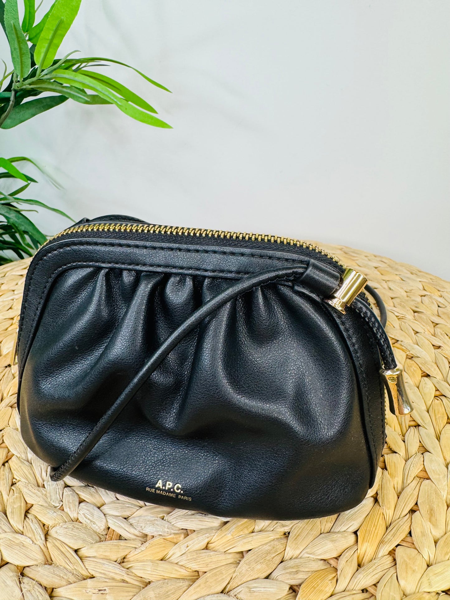 Ninon Small Drawstring Bag