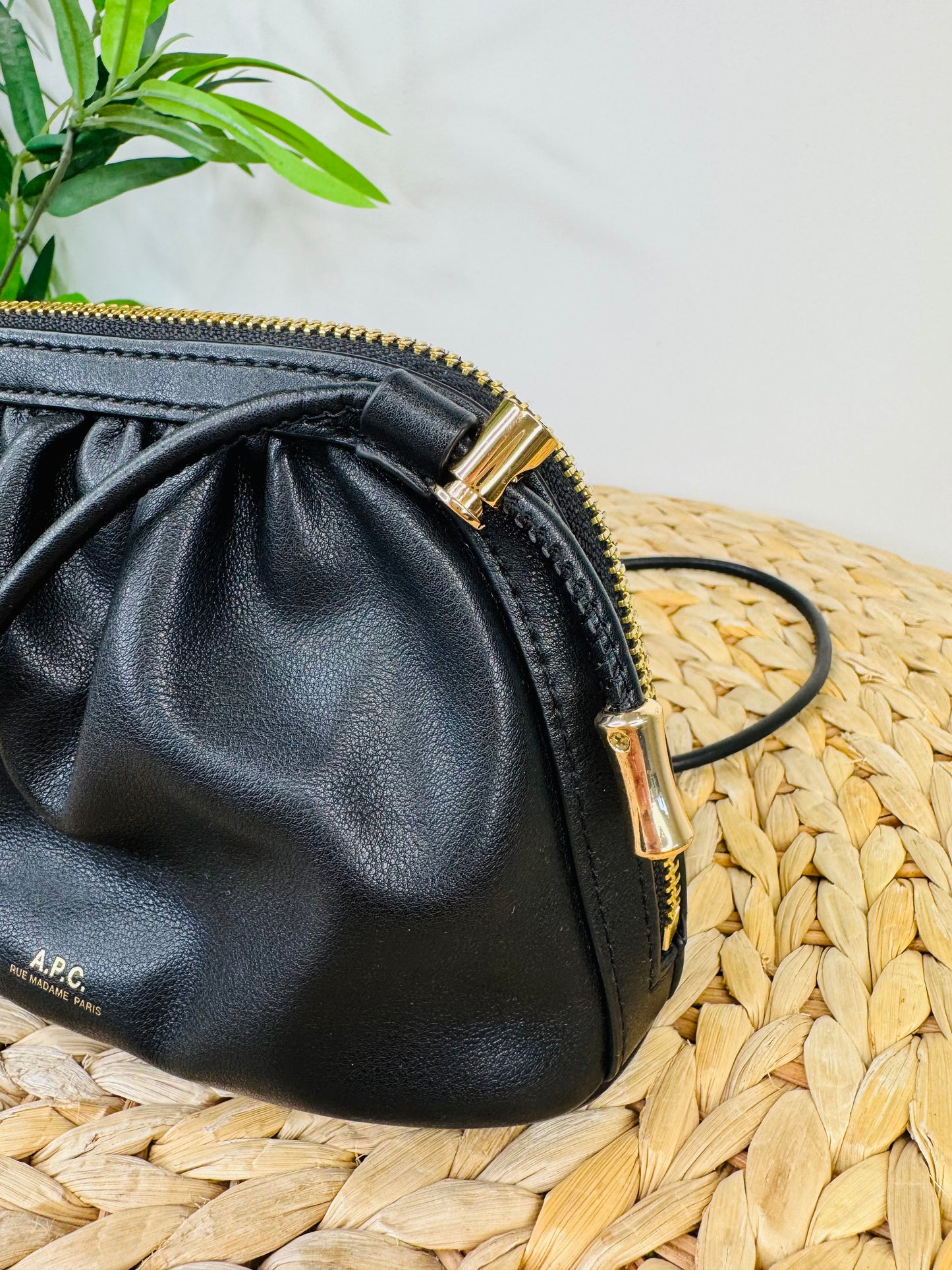 Ninon Small Drawstring Bag