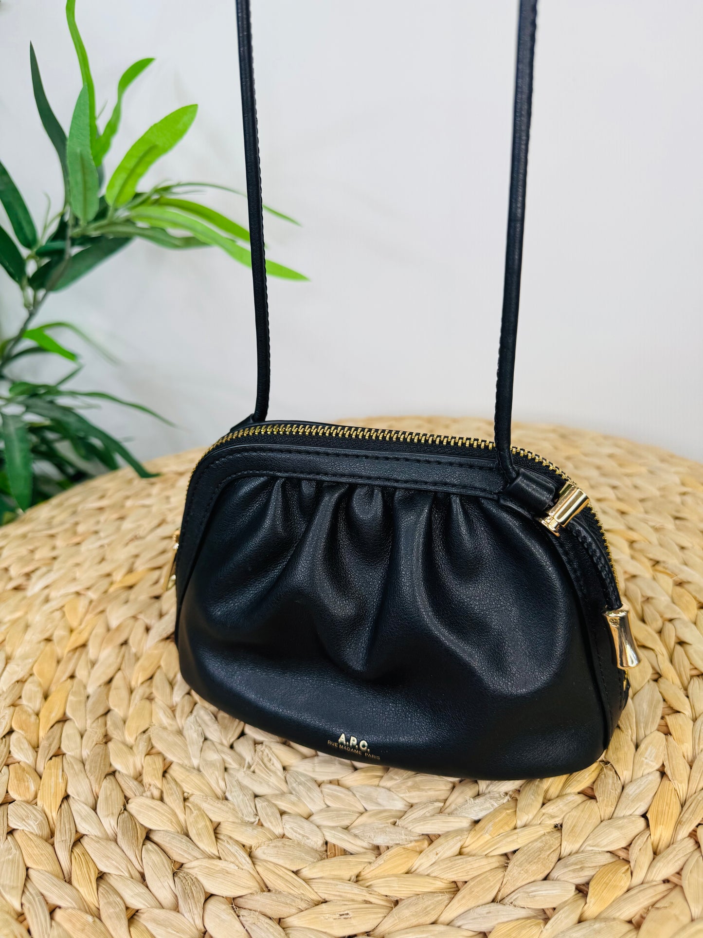 Ninon Small Drawstring Bag