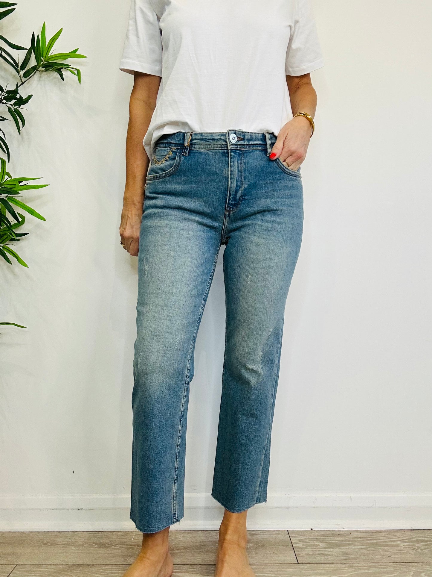 Straight Leg Jeans - Size 30