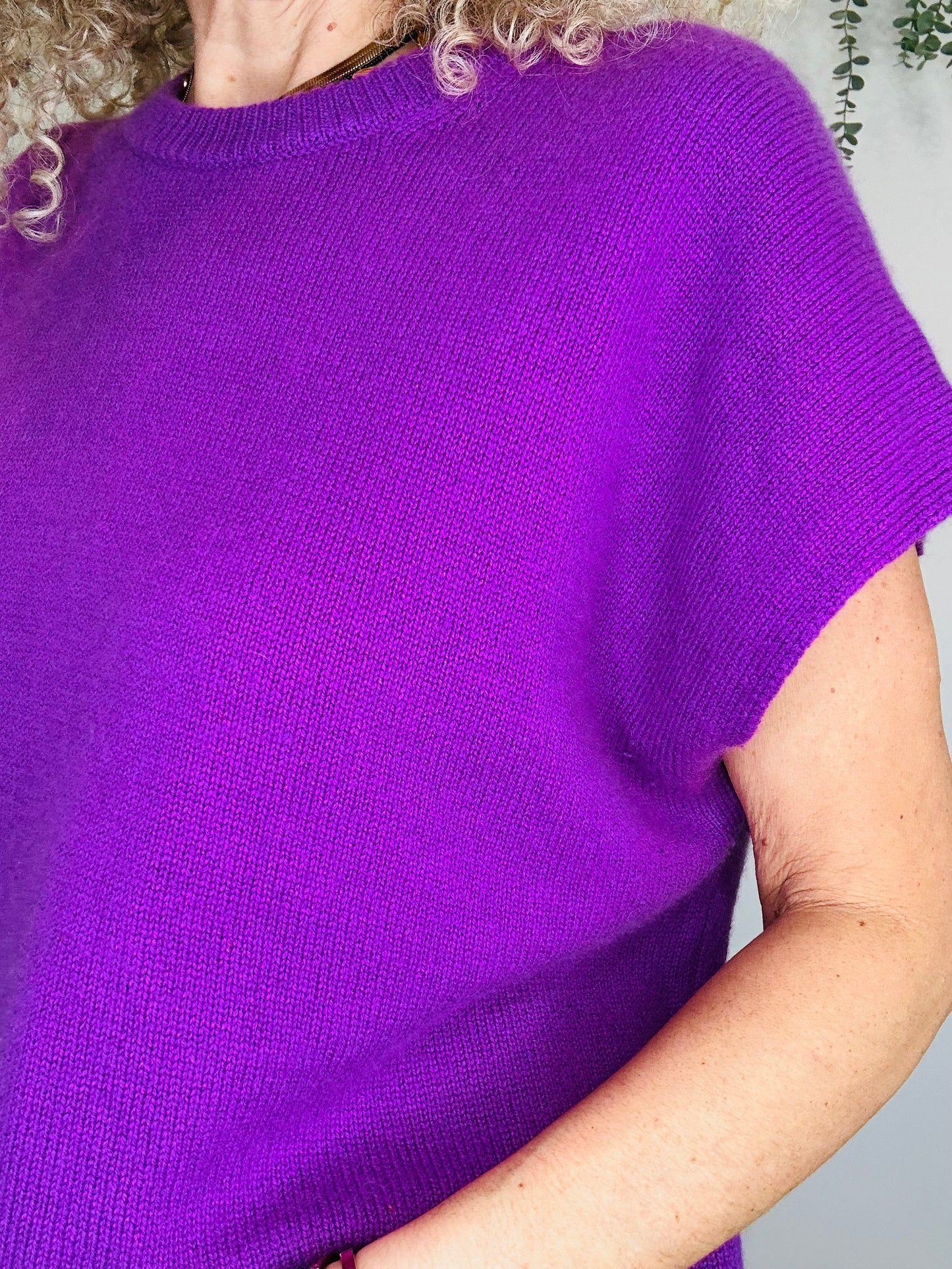 Sleeveless Cashmere Jumper - Size M