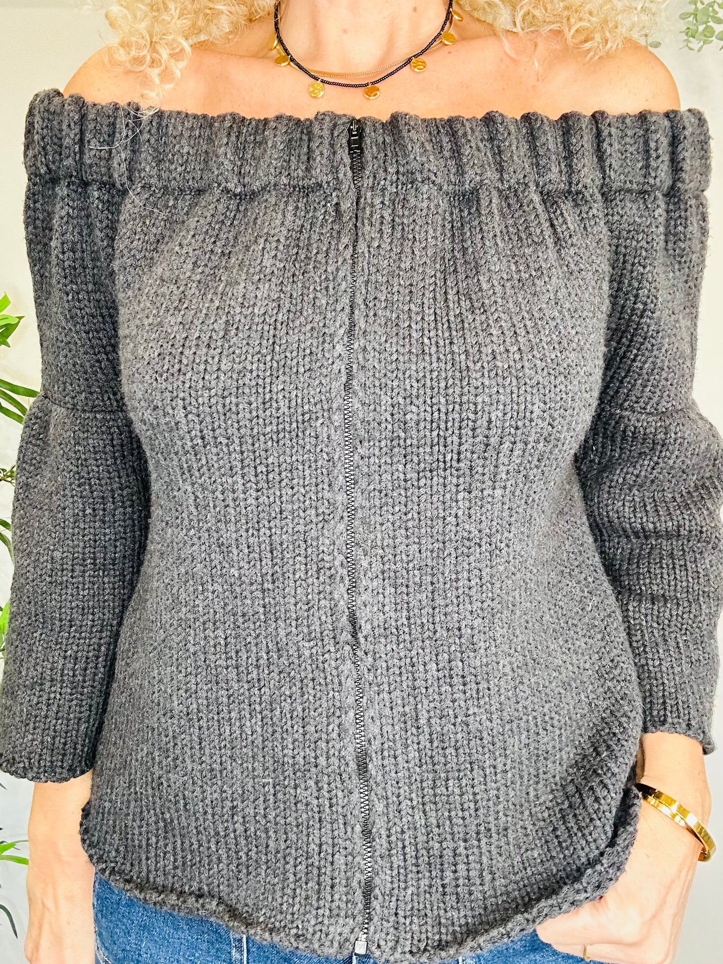 Off-shoulder Cardigan - Size 44IT