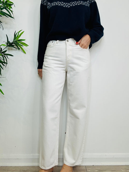 V-Waist Baggy Jeans - Size 27"