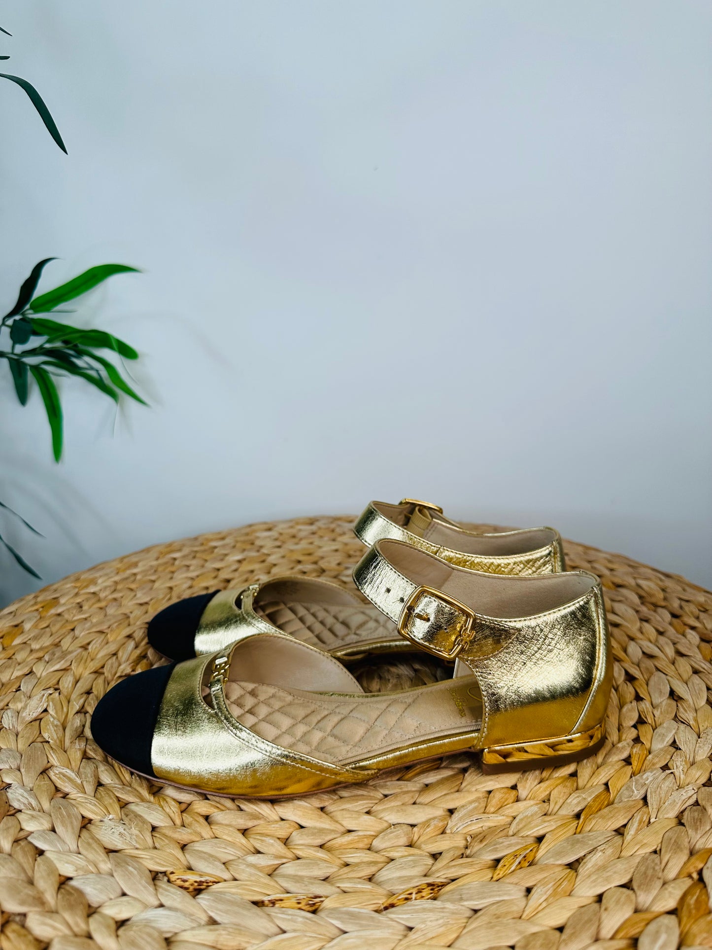 Metallic Leather Flats - Size 37