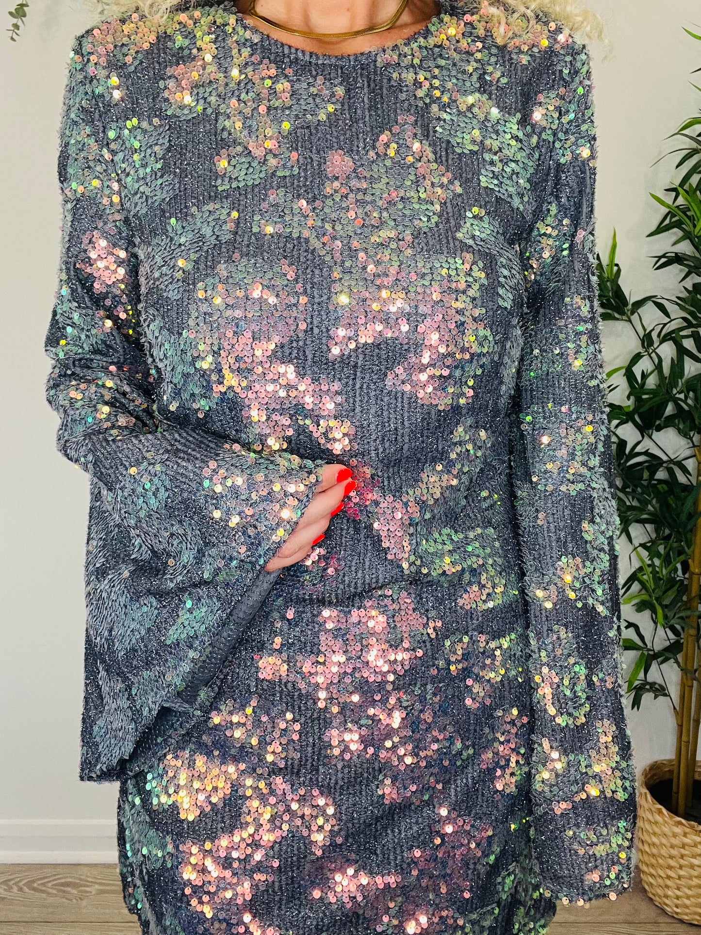 Short Sequin Dress - Size L