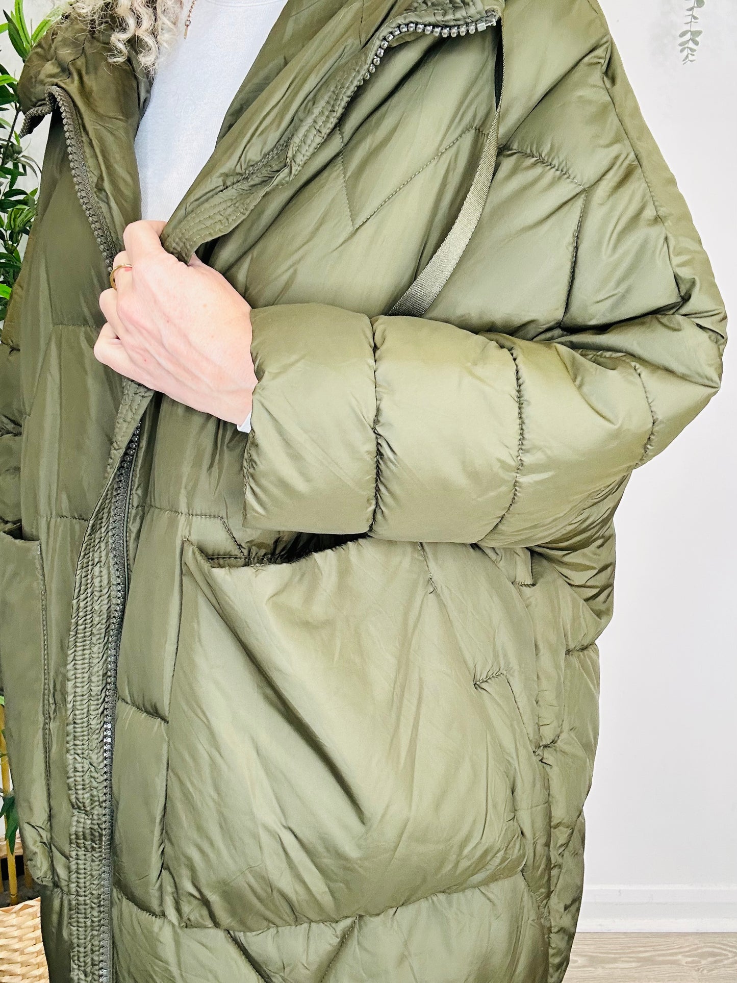 Puffer Coat - Size L