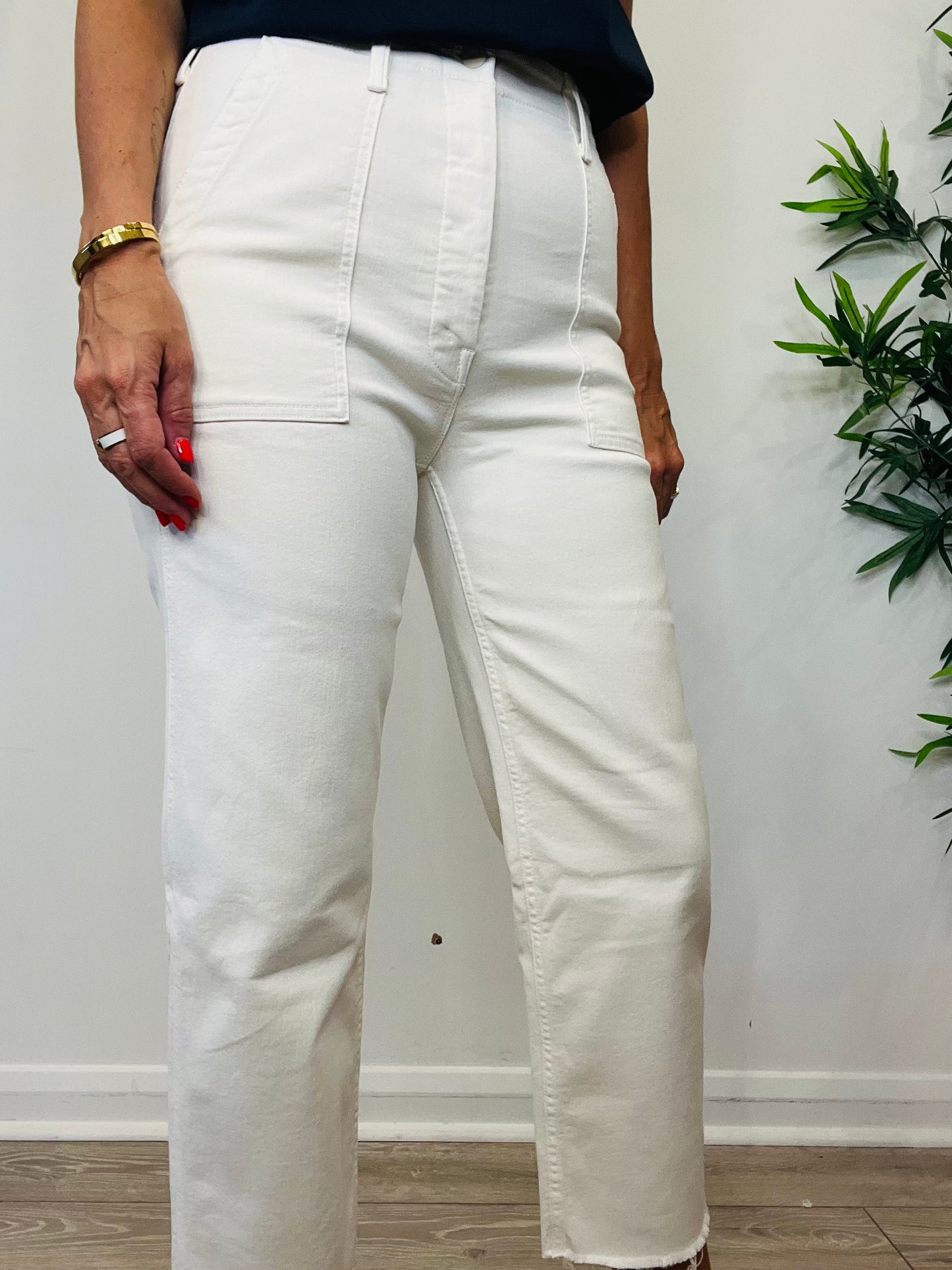 Cropped Straight Leg Jeans - Size 26