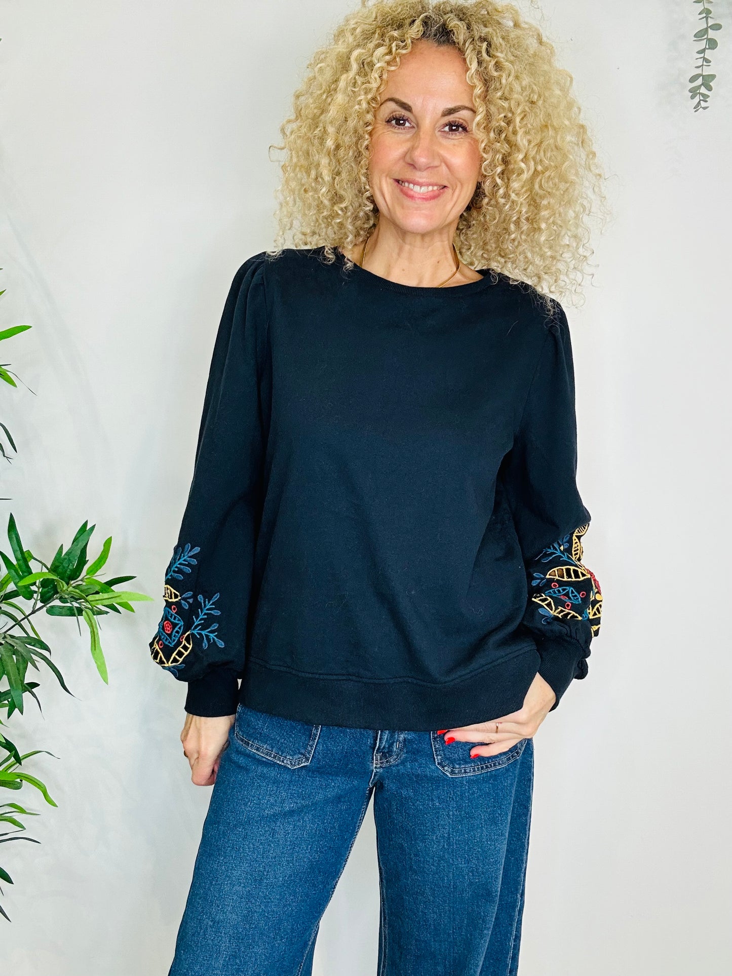 Broderie Sweatshirt - Size 4