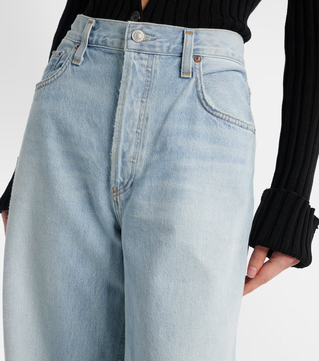 Low Slung Baggy Jeans - Size 29