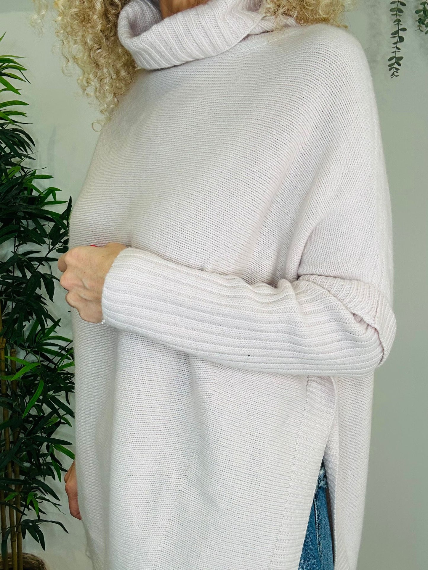 Ribbed Cashmere Jumper - O/S