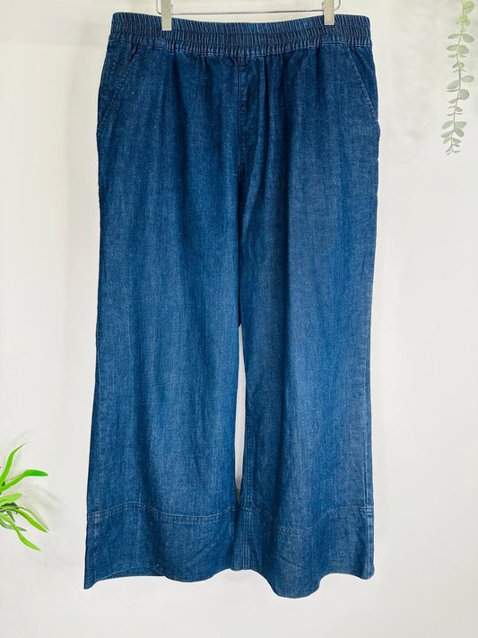 Cropped Denim Trousers - Size 5