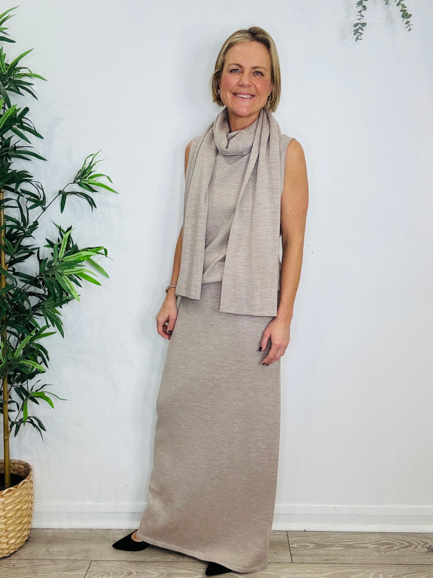 Wool Top & Skirt Set - Size 42