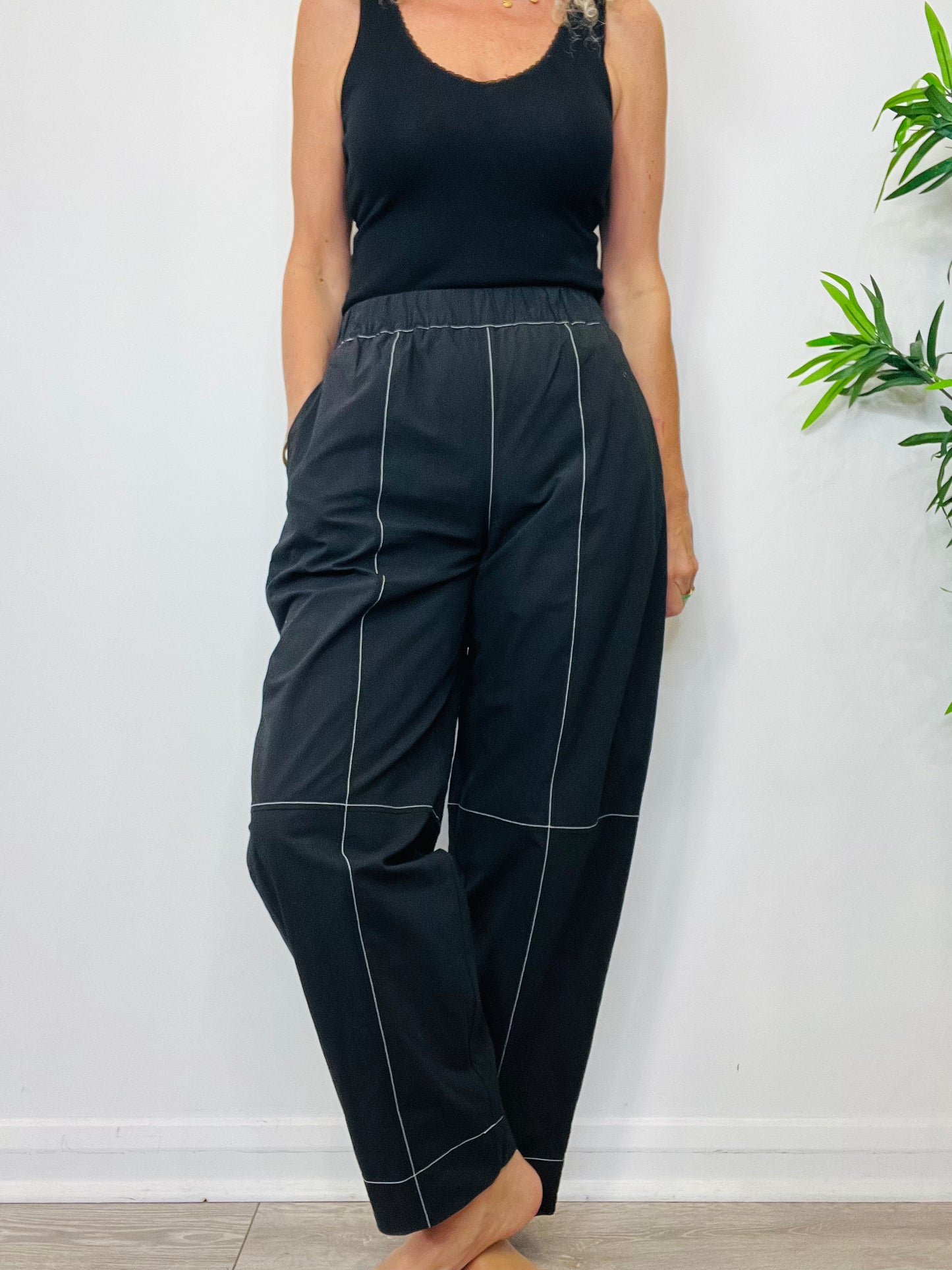 Curve Trousers - Size 38