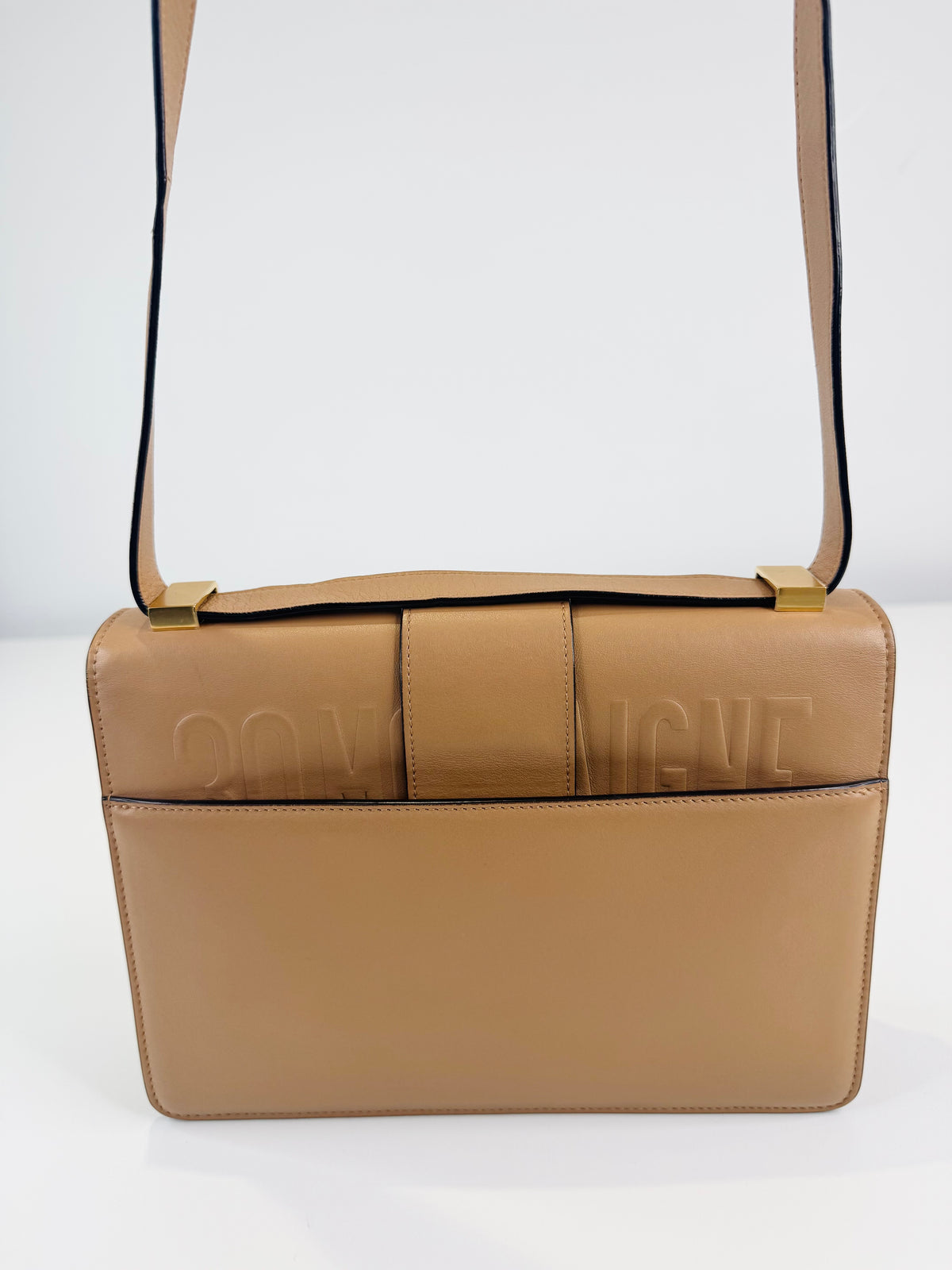 30 Montaigne Box Bag