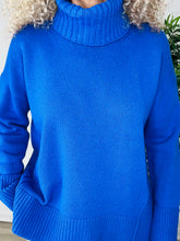 Load image into Gallery viewer, Jumper with detachable collar- Size S
