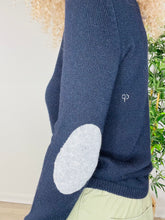 Load image into Gallery viewer, Cashmere Jumper - Size S
