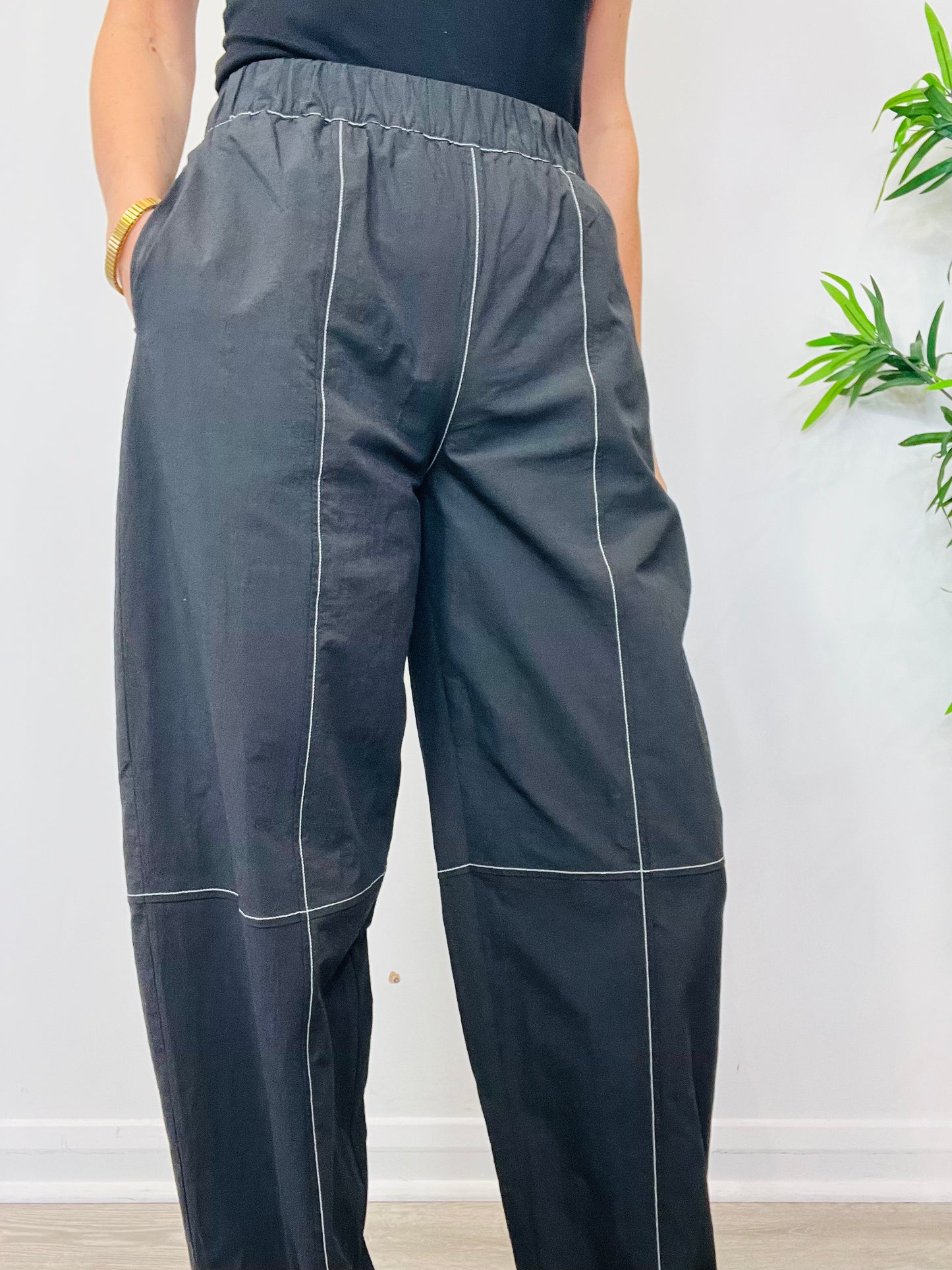 Curve Trousers - Size 38